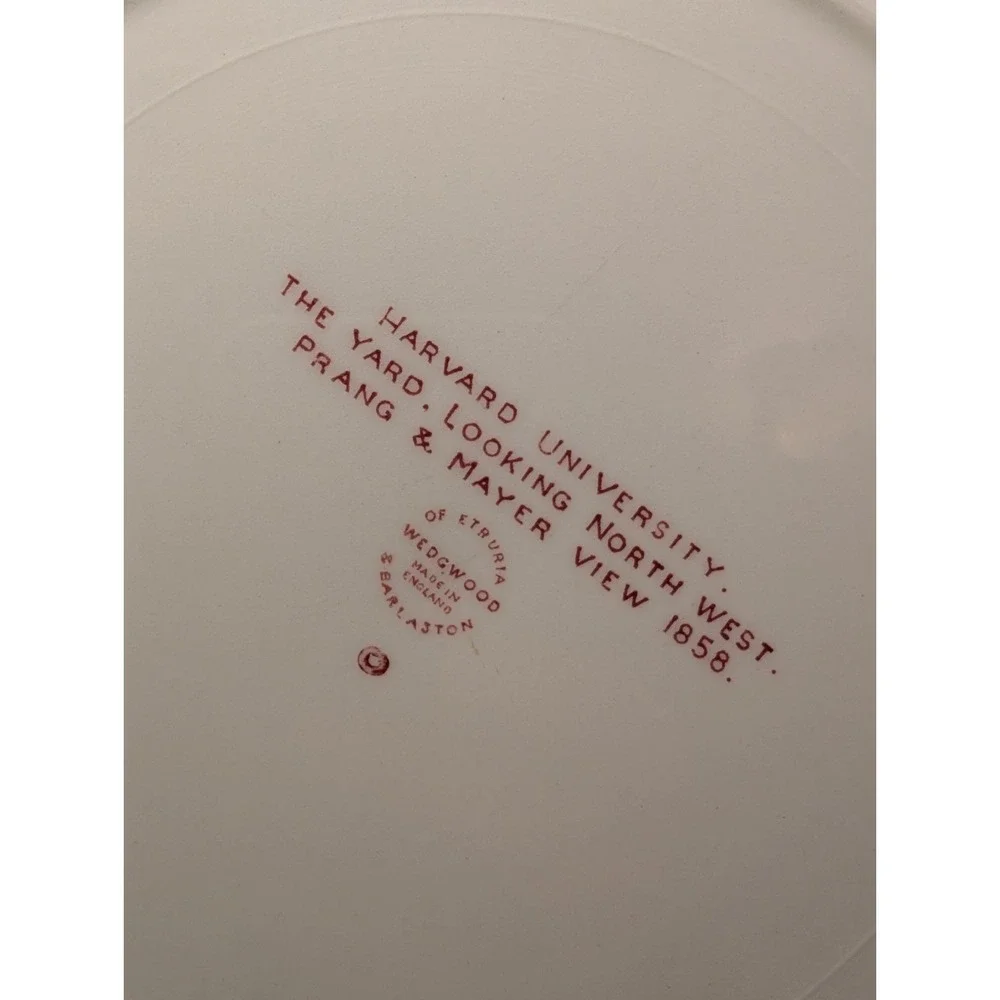 Vintage Wedgwood Harvard University 1958 The Yard Plate Facing‎ North West